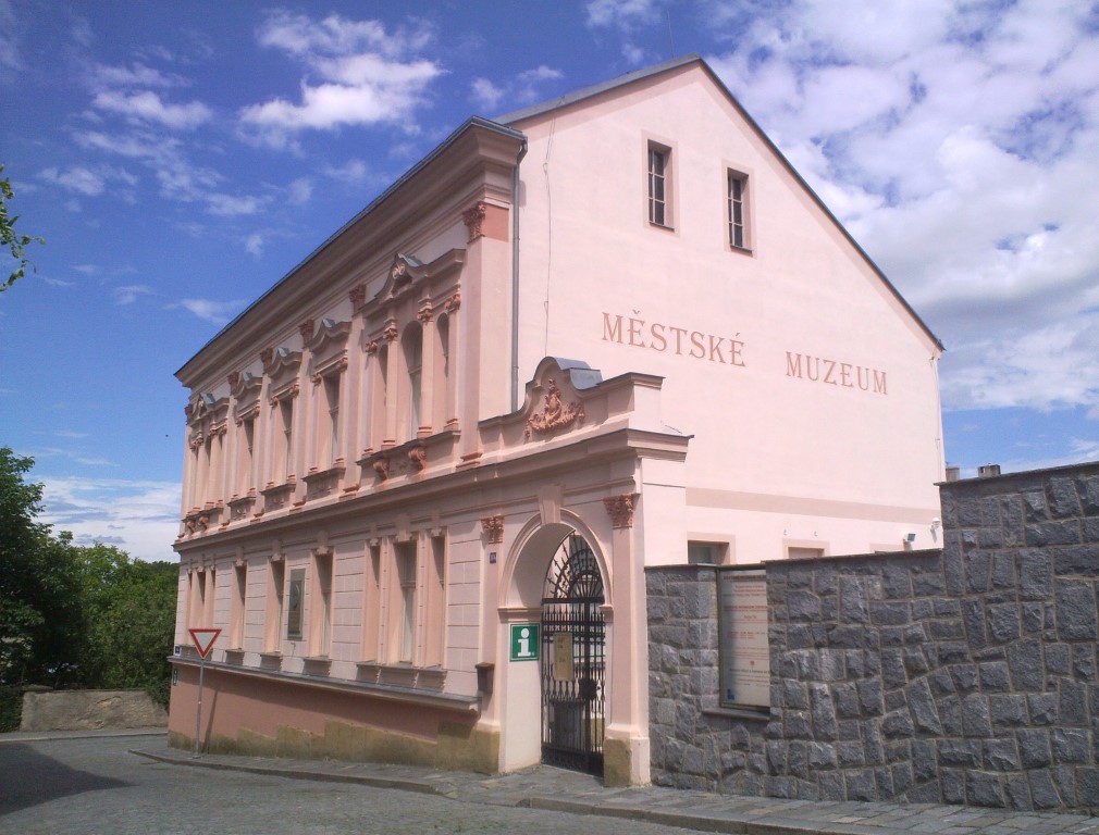 MUZEUM SKUTEČ